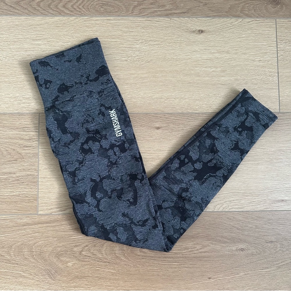 LIKE NEW Gymshark Adapt Camp Seamless Leggings